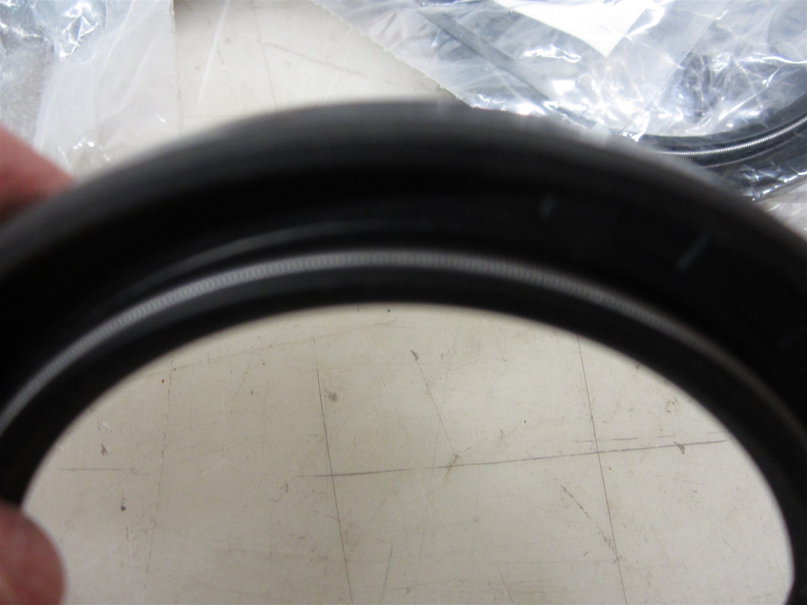 1174361 SEAL AGCO TRACTOR 6250VF/3.30 6260FL/3.50 6275FL/3.90 DX130