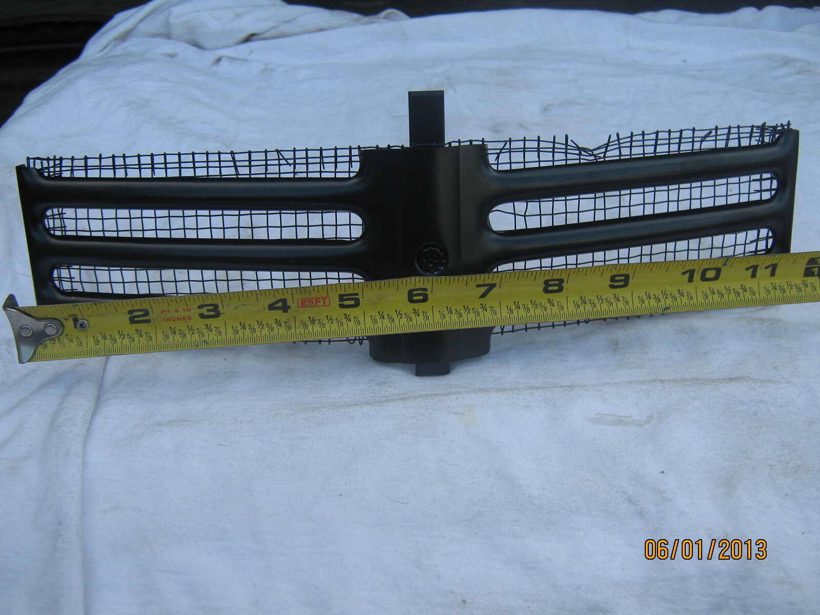 Farmall H, and Super H Grill insert Free Shipping 48963DXA