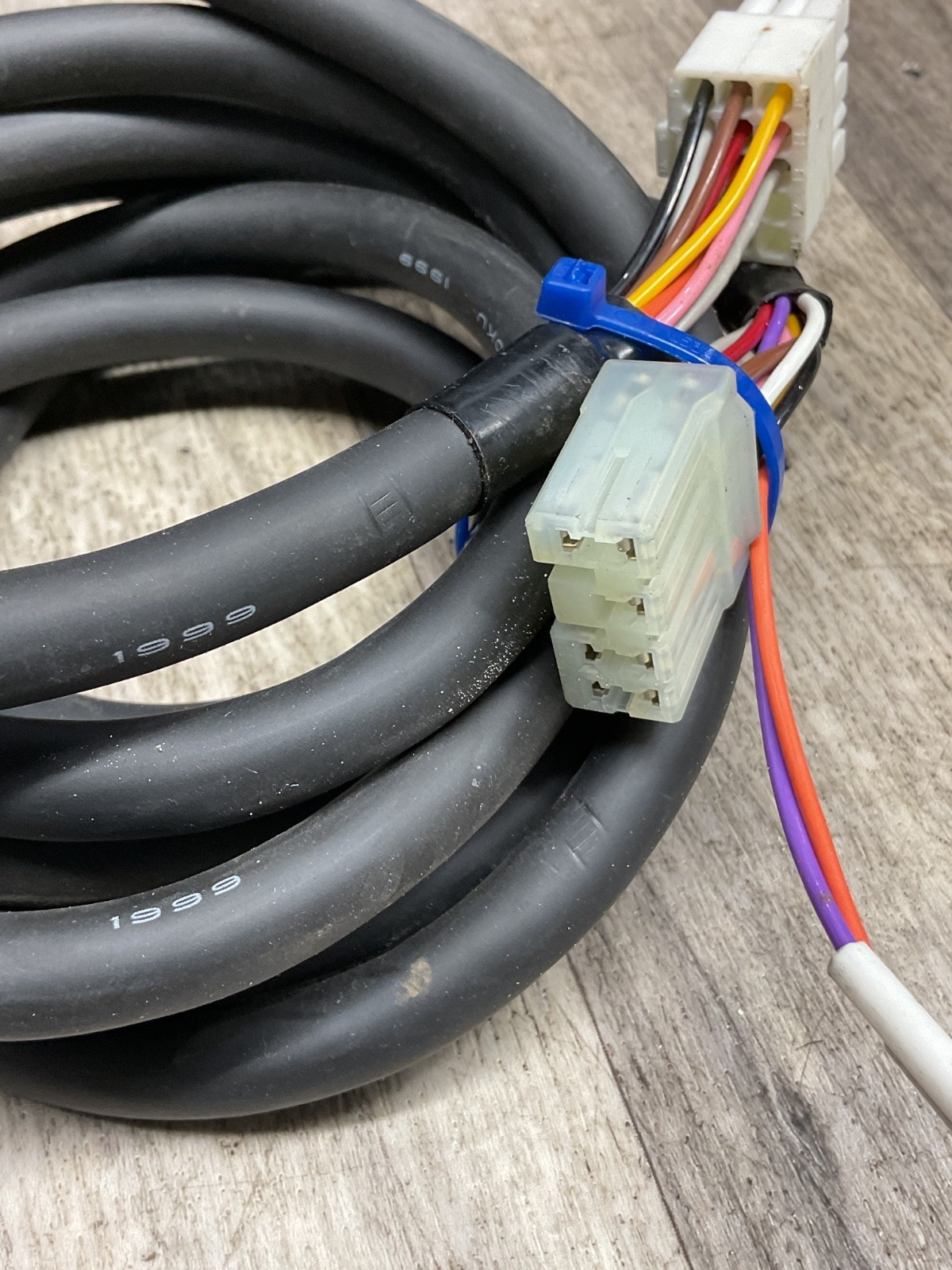 TOTOKU 1999 Connecting Cable, #4002PT210SI