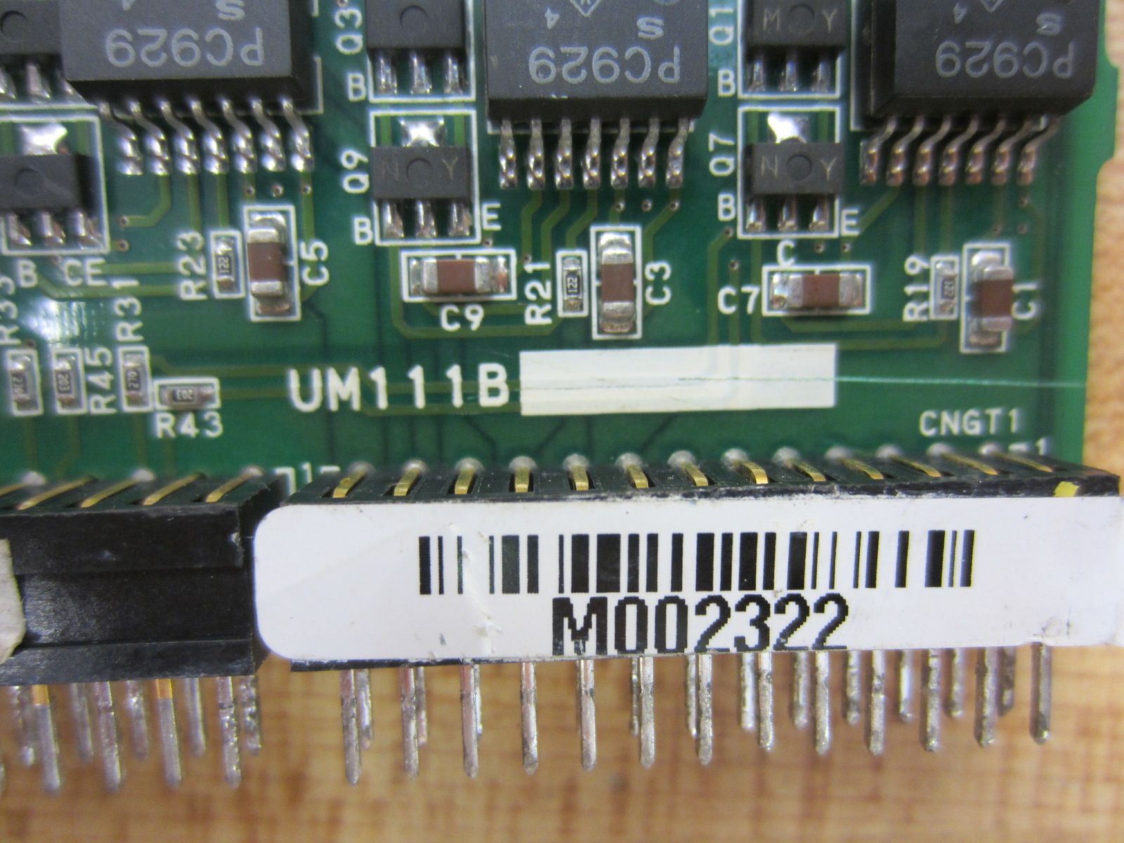 Nachi UM111B PC Board UM111 1 Missing Key or Component