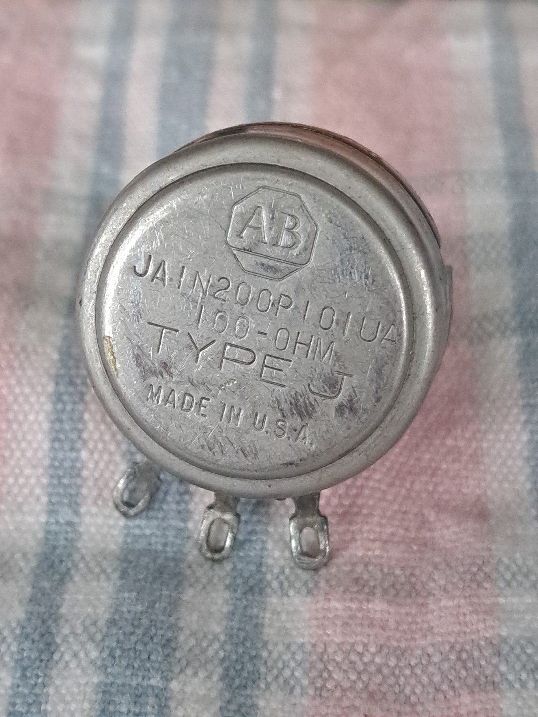 Allen Bradley AB Potentiometer Type J 100 Ohm Variable Resistor JAIN200P101UA