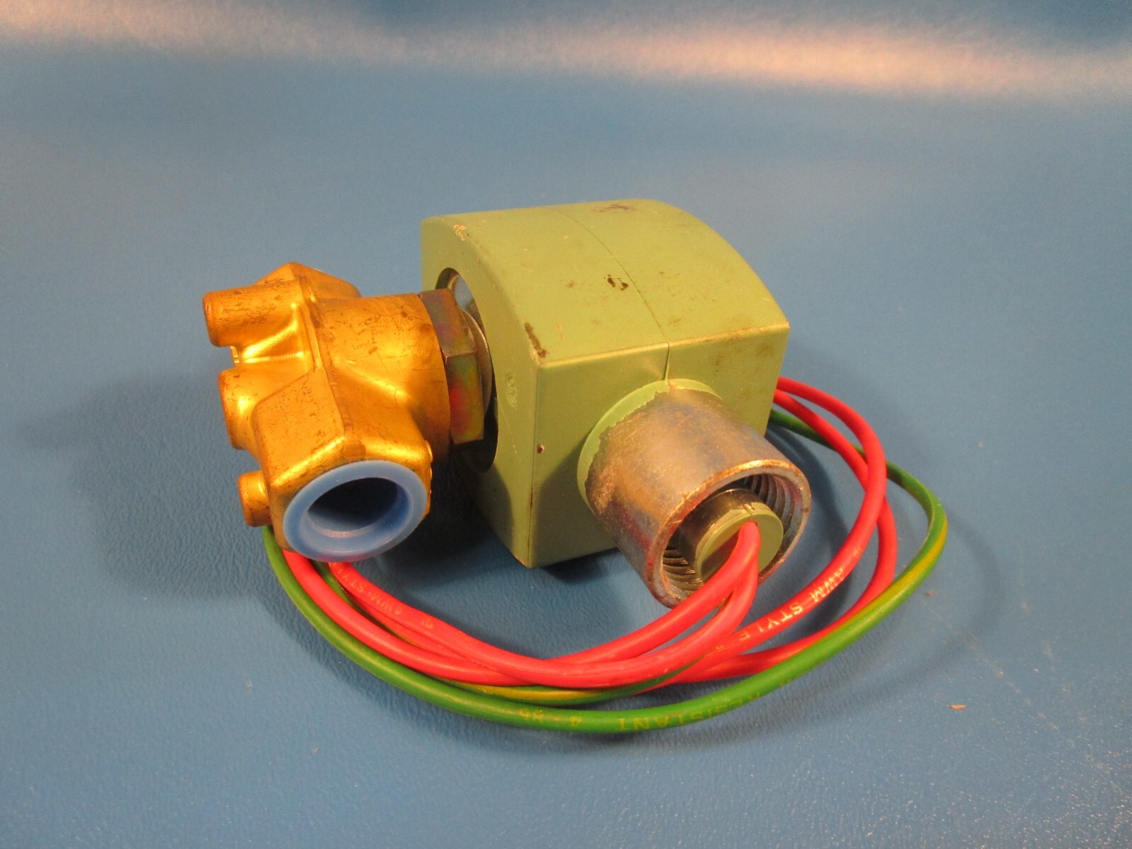 ASCO 8263G210, Solenoid Valve 120 Volts 3/8″ 2W