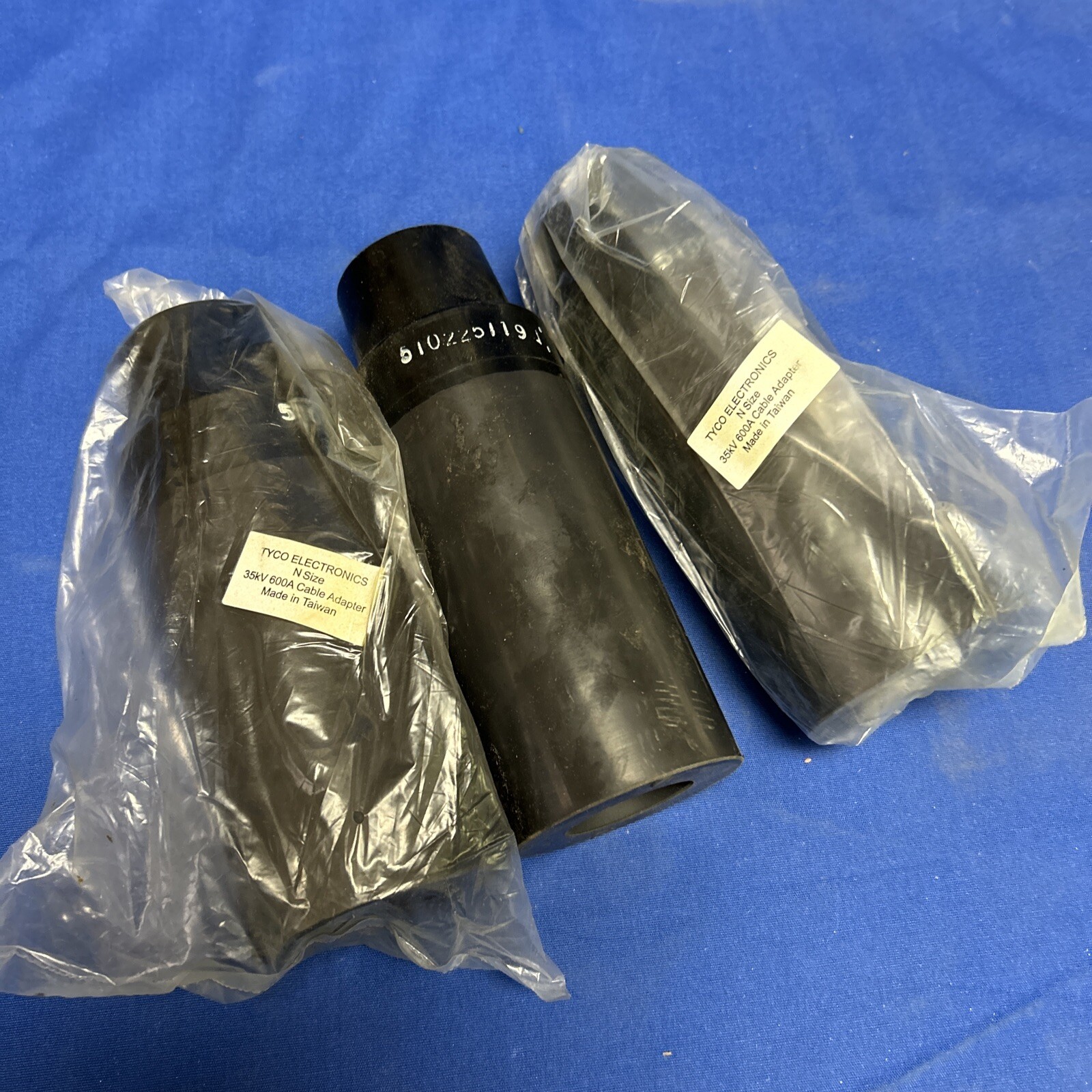 New set of 3 TE Connectivity 35 kV 600A Cable Adapter 35KV 600A N 1.485-1.595