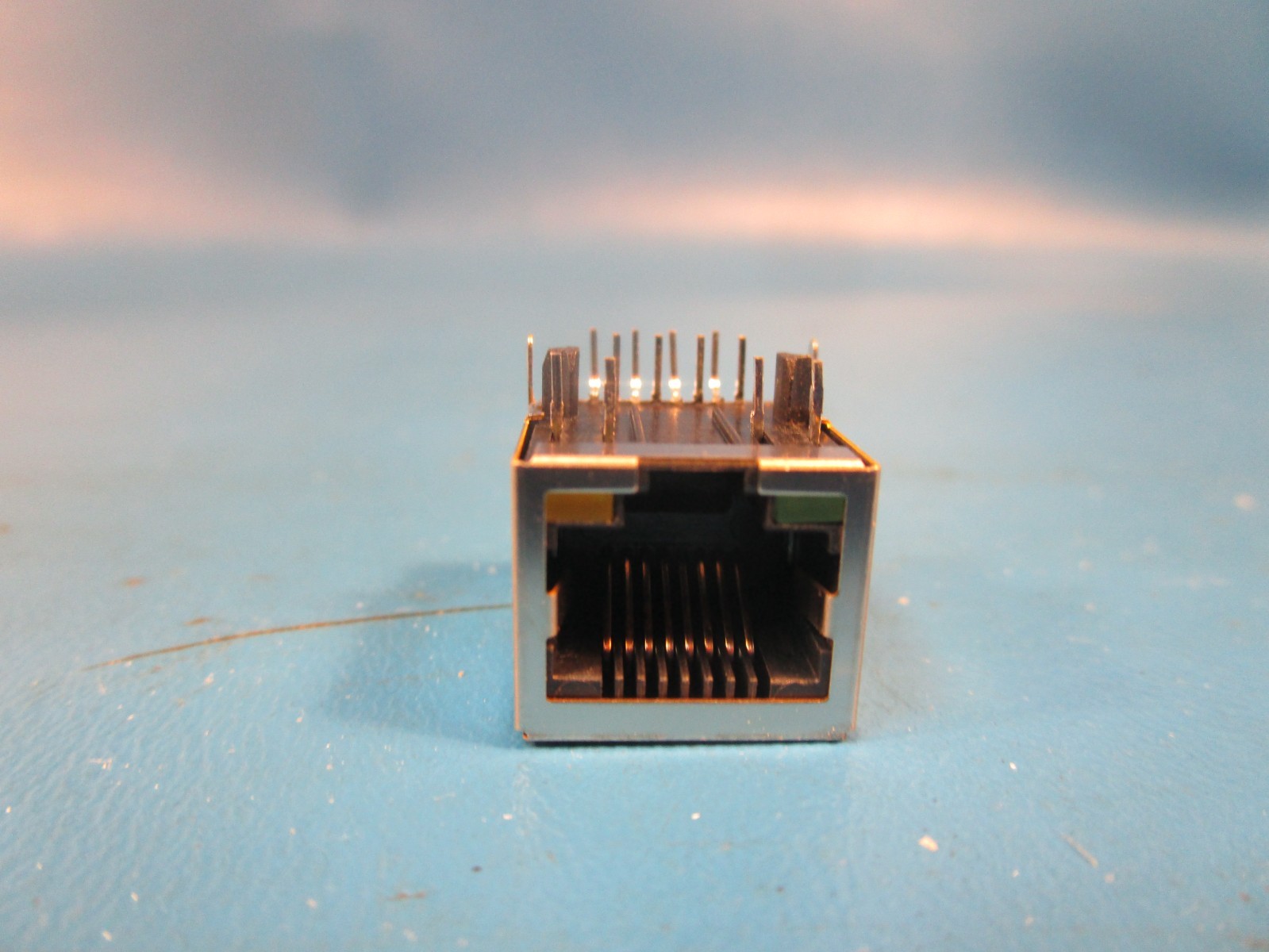 LOT OF 4 Pulse Electronics JXR0-0015NL, CONN JACK 1PORT PCB, 1 Port RJ45
