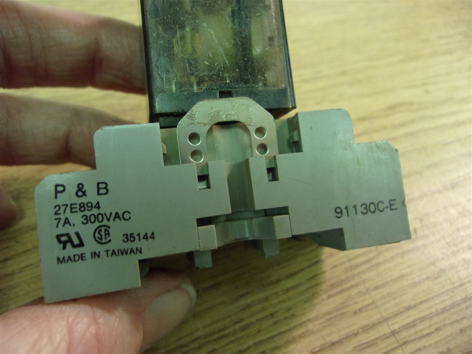 Potter & Brumfield KHAU-17A11N-120 Relay w/ 27E894 Socket *FREE SHIPPING*