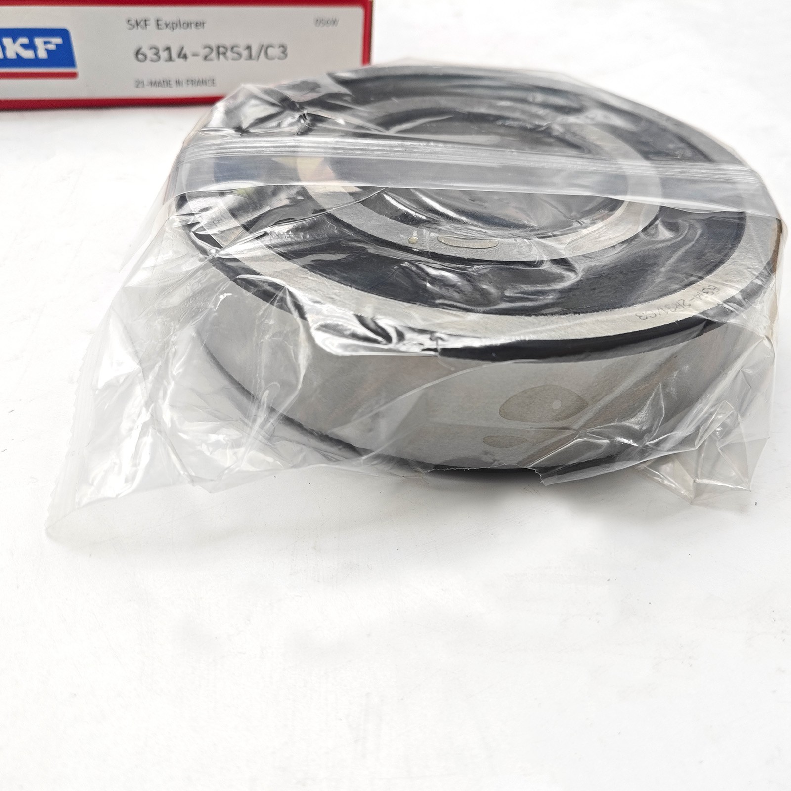 Brand new Bearing Rubber Seals 63142RS1C3 for SKF 6314 2RS1 C3 70x150x35 mm