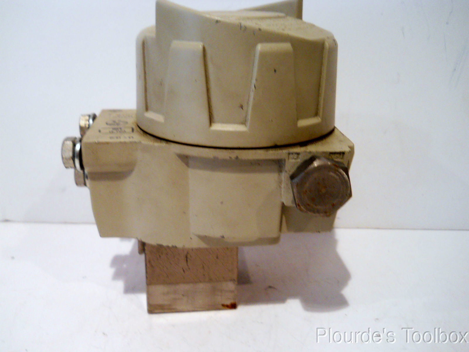 Unused Bailey Series 10K 1/2″ NPT Gage Press Transmitter KA11311, 50 PSIG