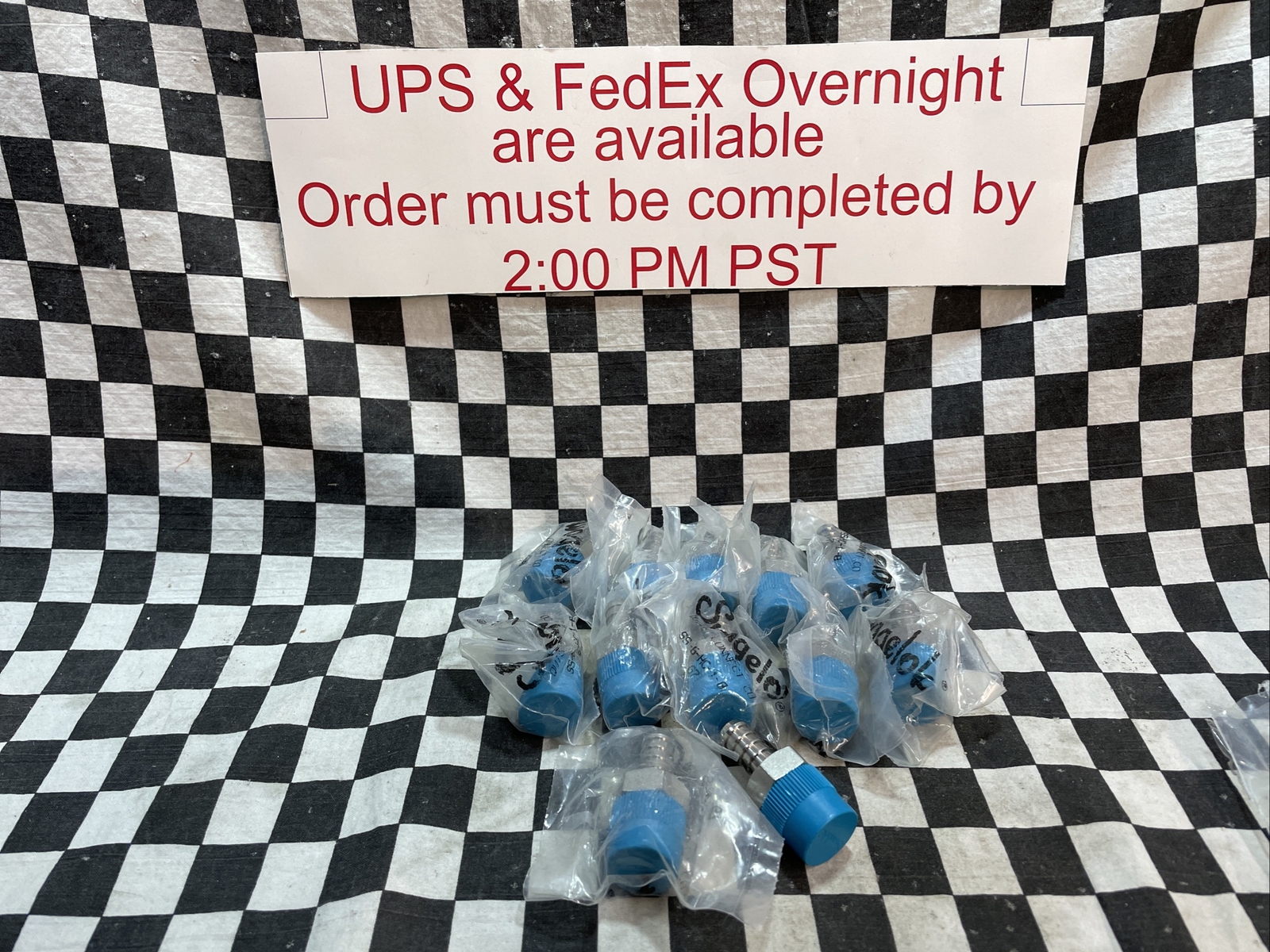 Lot Of 12 Swagelok HOSE CONNECTOR 1/2″ NPT X 3/8″ HOSE, SS-6-HC-1-8 #1620P1