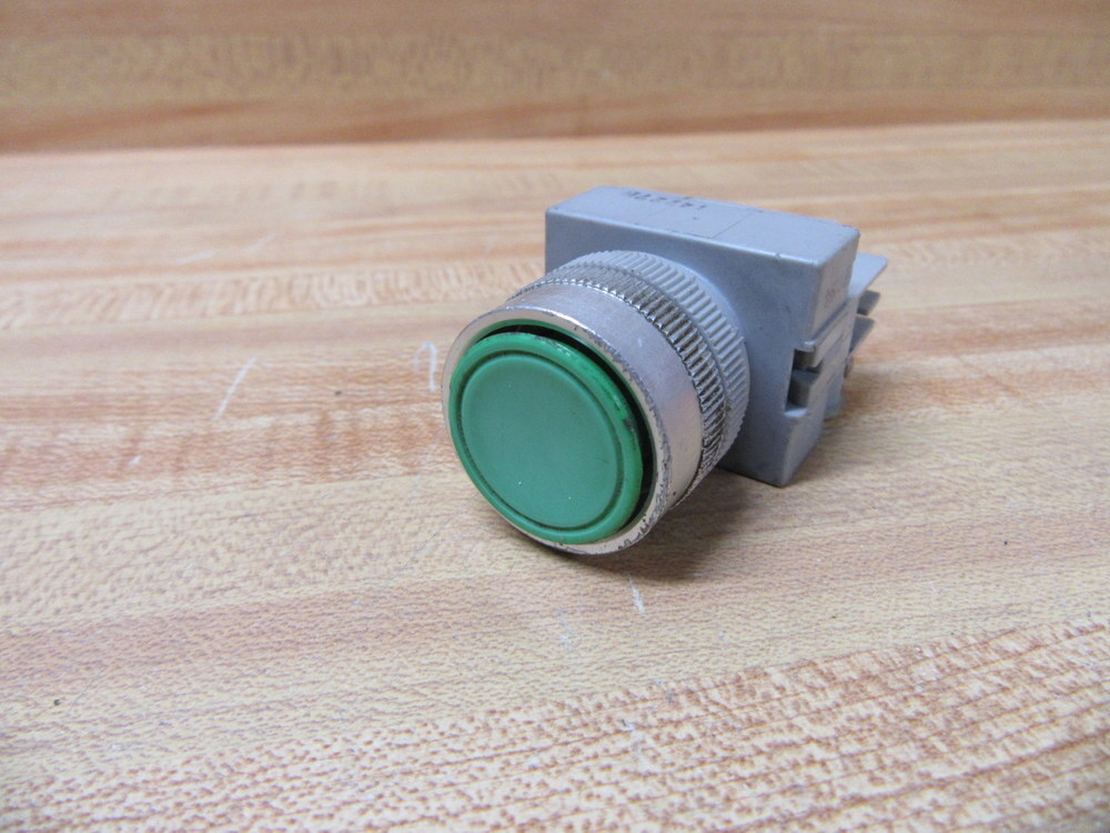 IDEC ABW Izumi Push Button Green Button
