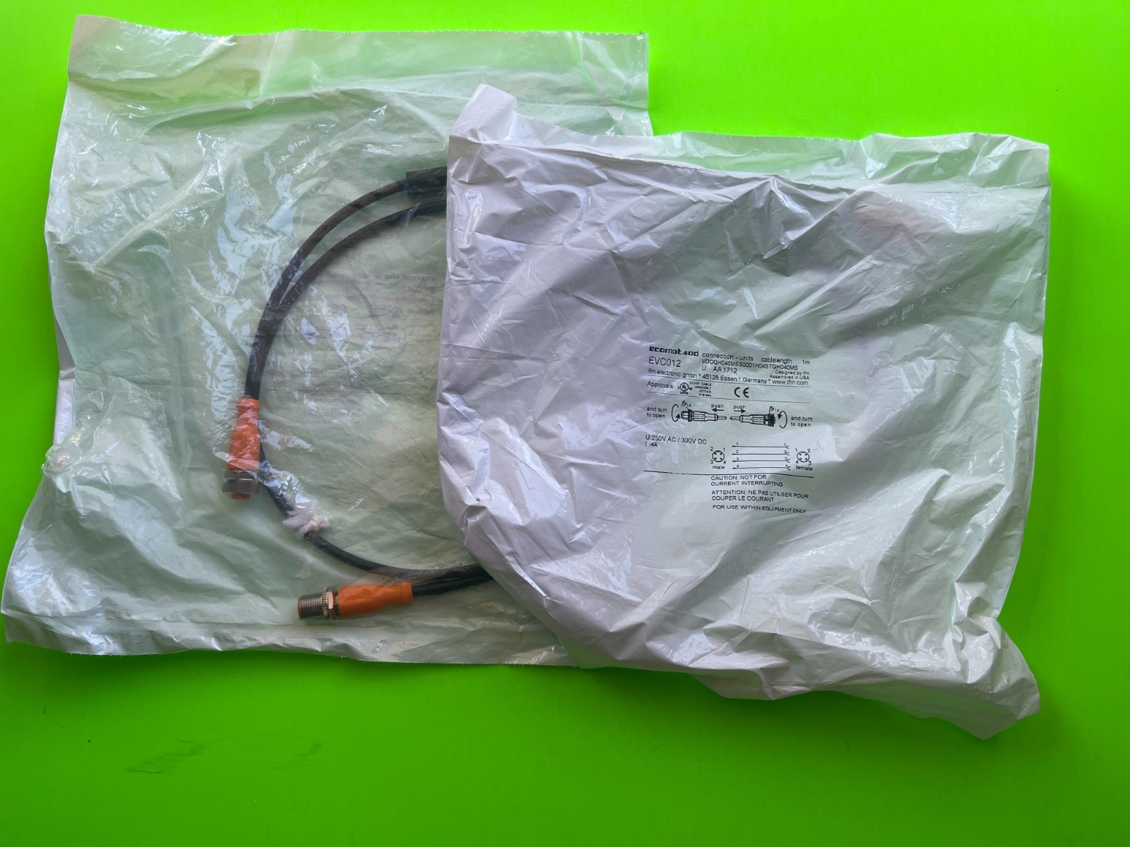 12x PCS – IFM EFFECTOR TURCK ETHERNET CABLES – ALL NEW IN OEM PACKAGING