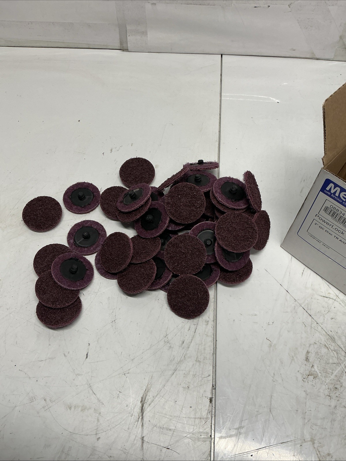 Merit Abrasives 2″ QC Disc TR A/O MED 08834166290 (50 pcs). W-789