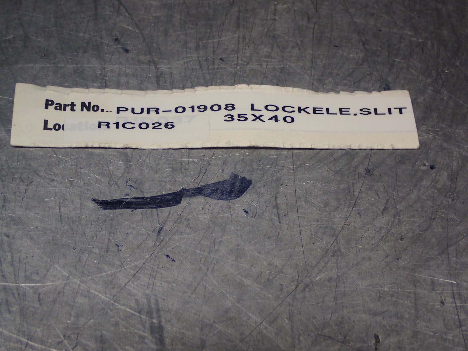 PUR-01908 Lockele Slit New Old Stock (Lot of 8) See All Pictures