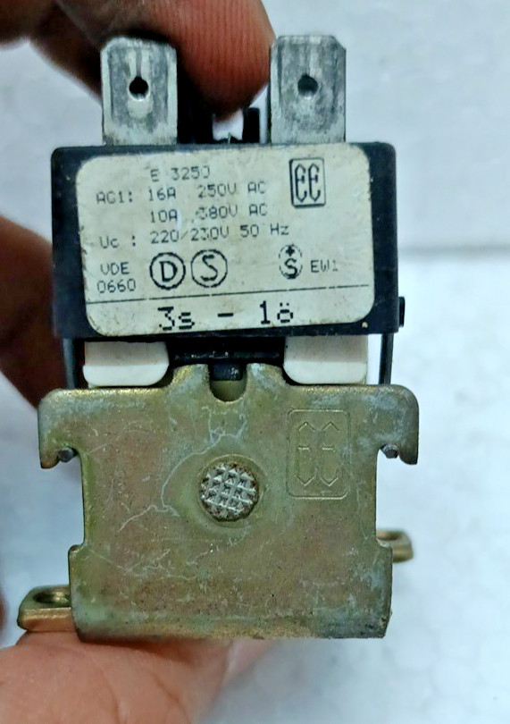 Eichhoff E 3250 16 A 220 V VDE 0660 Used Free Expedite Shipping