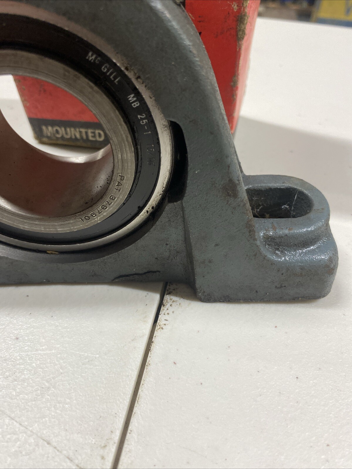 MB MCGILL C-25-1-15/16 NYLA-K PILLOW BLOCK BEARING C25115/16