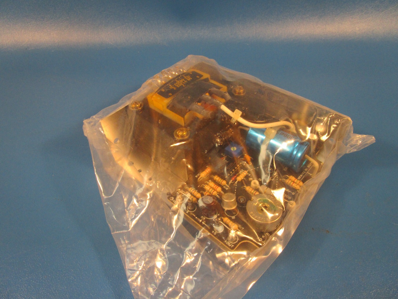 SOLA SLS 12-017, Power Supply