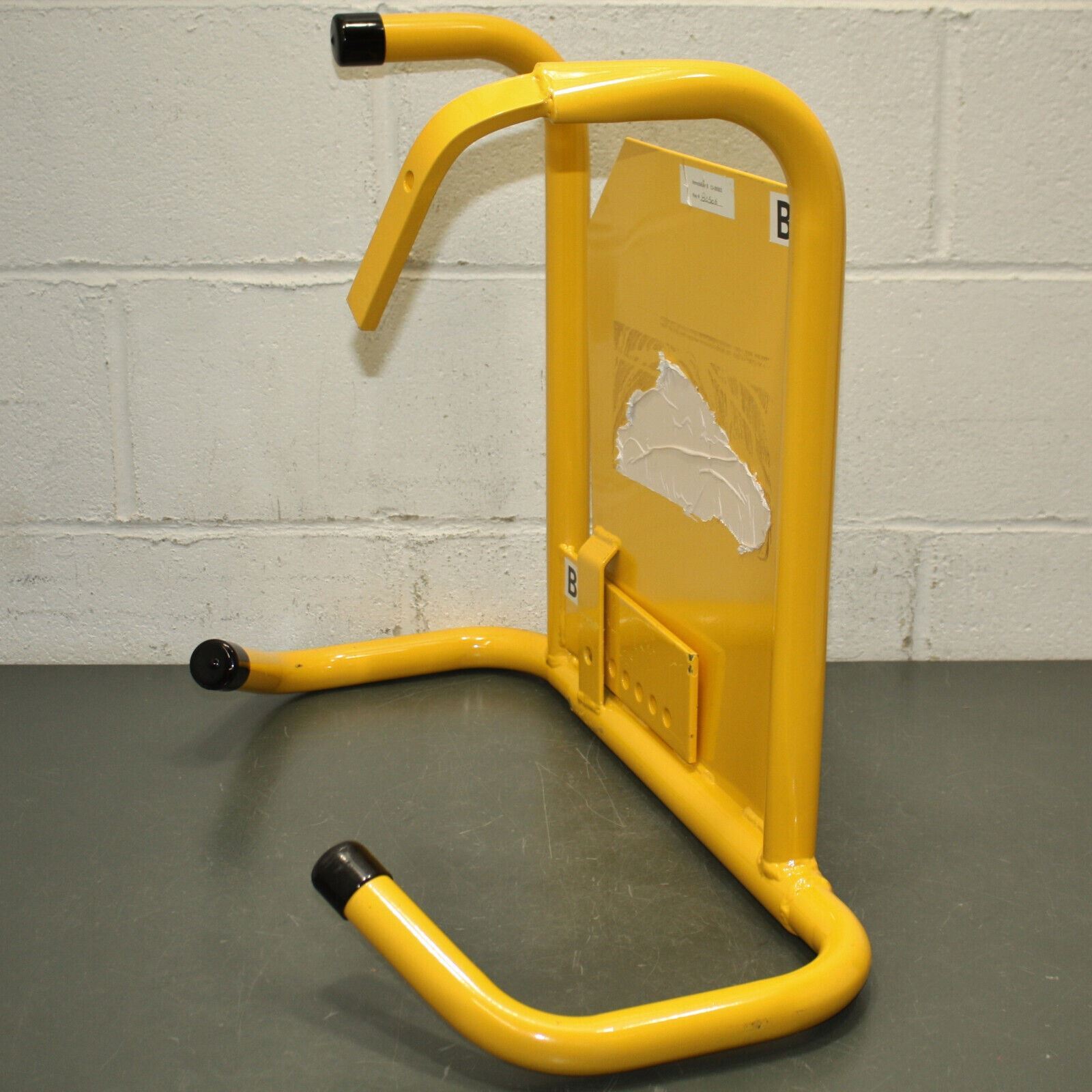 California Immobilizer Wheel Clamp CI00503, Type B for 14″ Tires, Lock w/ Keys