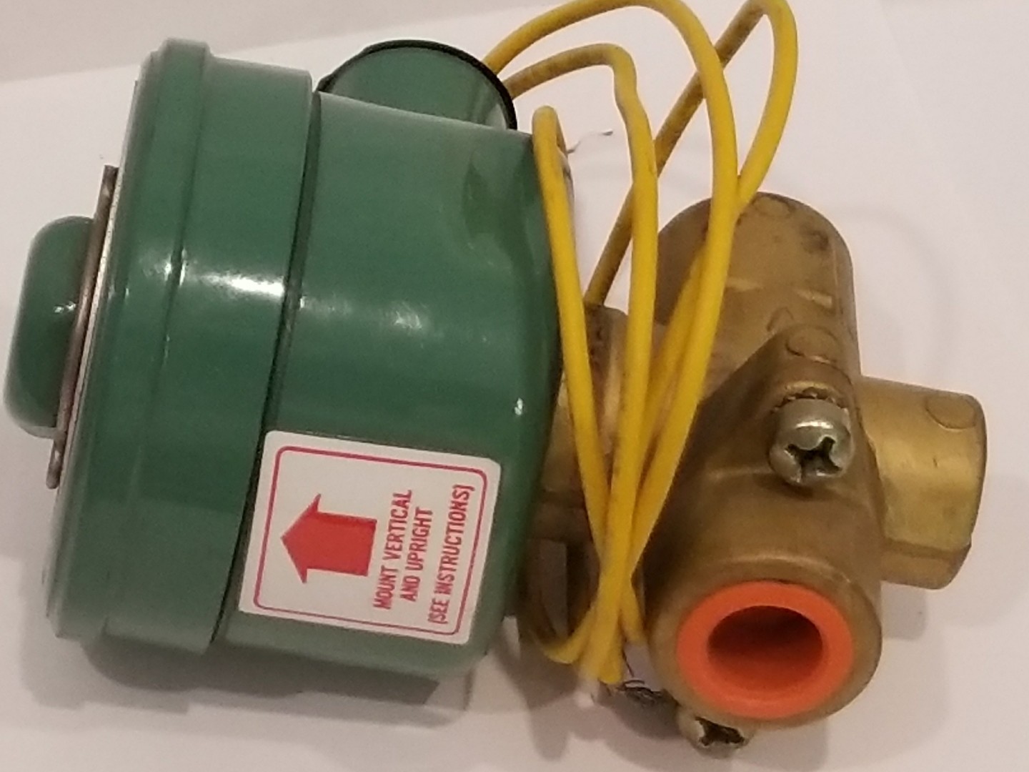 ASCO Solenoid Steam Valve 8267A2 120/60, 110/50 3/8″ 75psi 15.4W