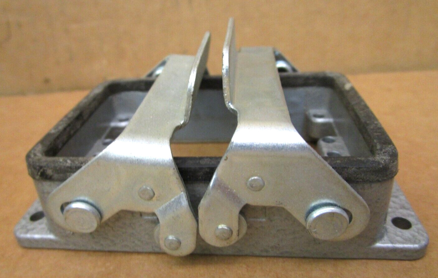 LAPP USA Epic Connector H-A32A9 Contact Housing 51259LR