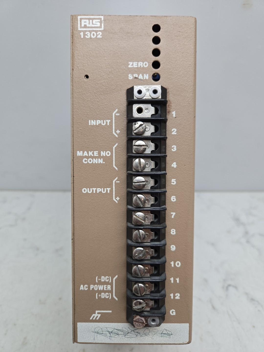 RIS SC-1302 Voltage/Current Isolated Transmitter 115VAC 4-20mA 1-5VDC 4W 50/60Hz