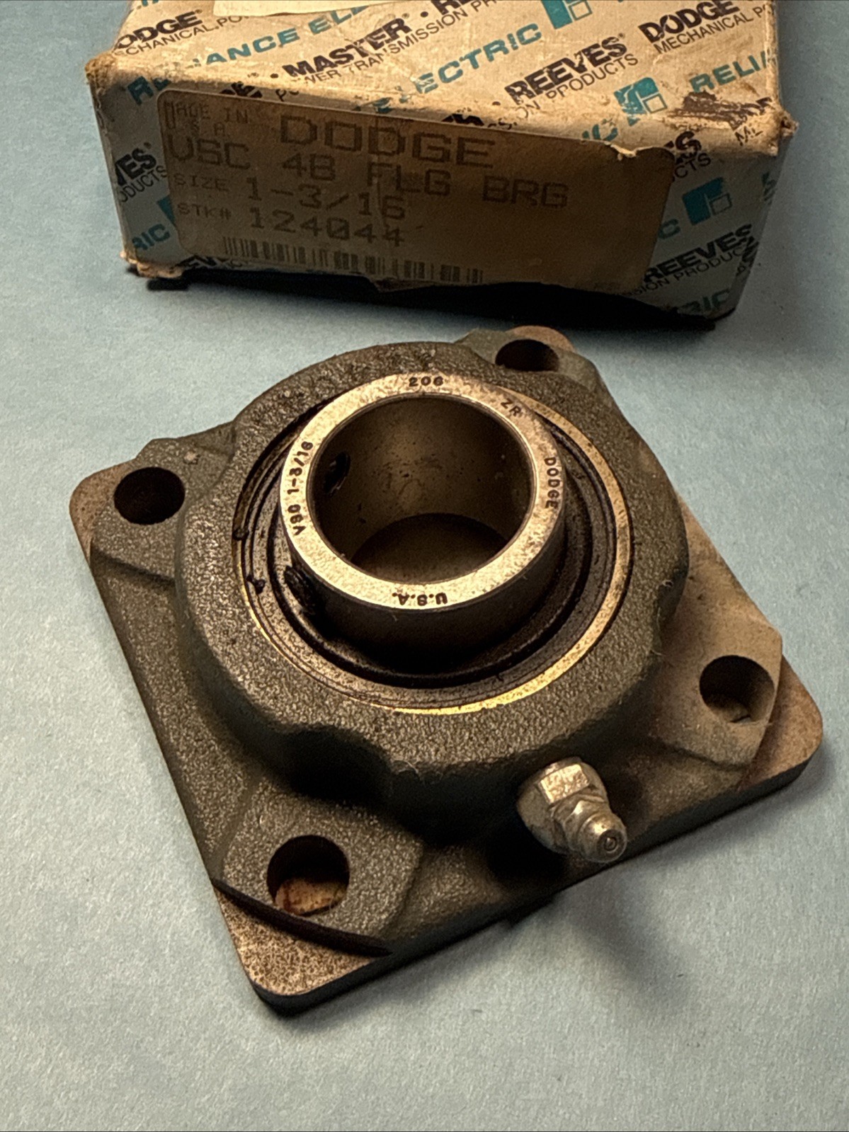 DODGE 1-3/16″ SHAFT 4-BOLT FLANGE BEARING 124044 Made In USA