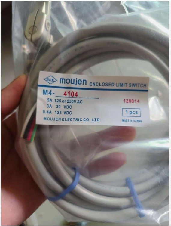 1 PCS MOUJEN M4-4104 Limit switch Travel switch