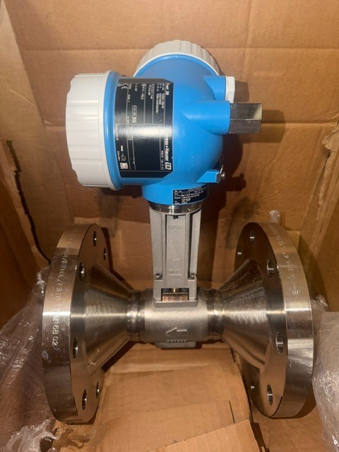 Endress+Hauser Prowirl 200 Flow Meter,7R2BSK-3198/101,DN100 4″,13…35Vdc/2-wire
