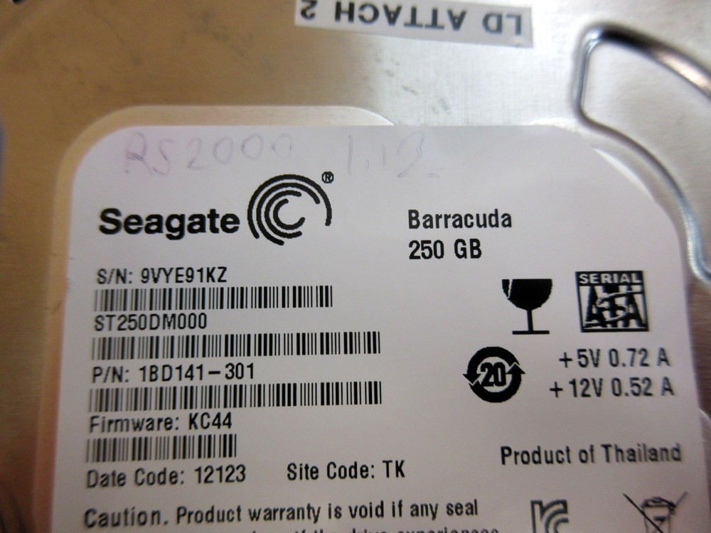 Seagate 1BD141-301 3.5″ HDD ST250DM000