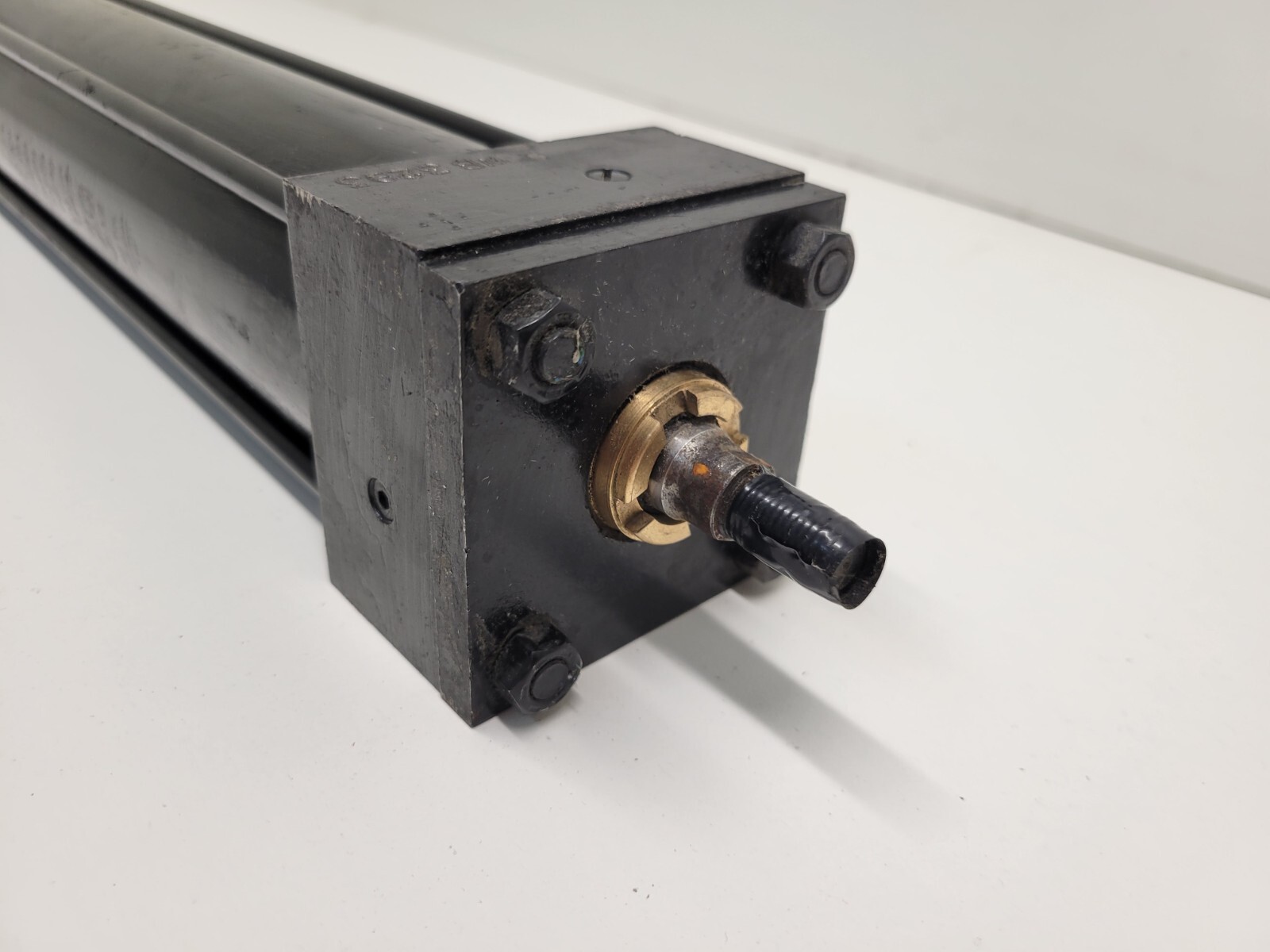 GOOD USED! PARKER PNEUMATIC CYLINDER 02.50-CBB2AUS14AC-16.000