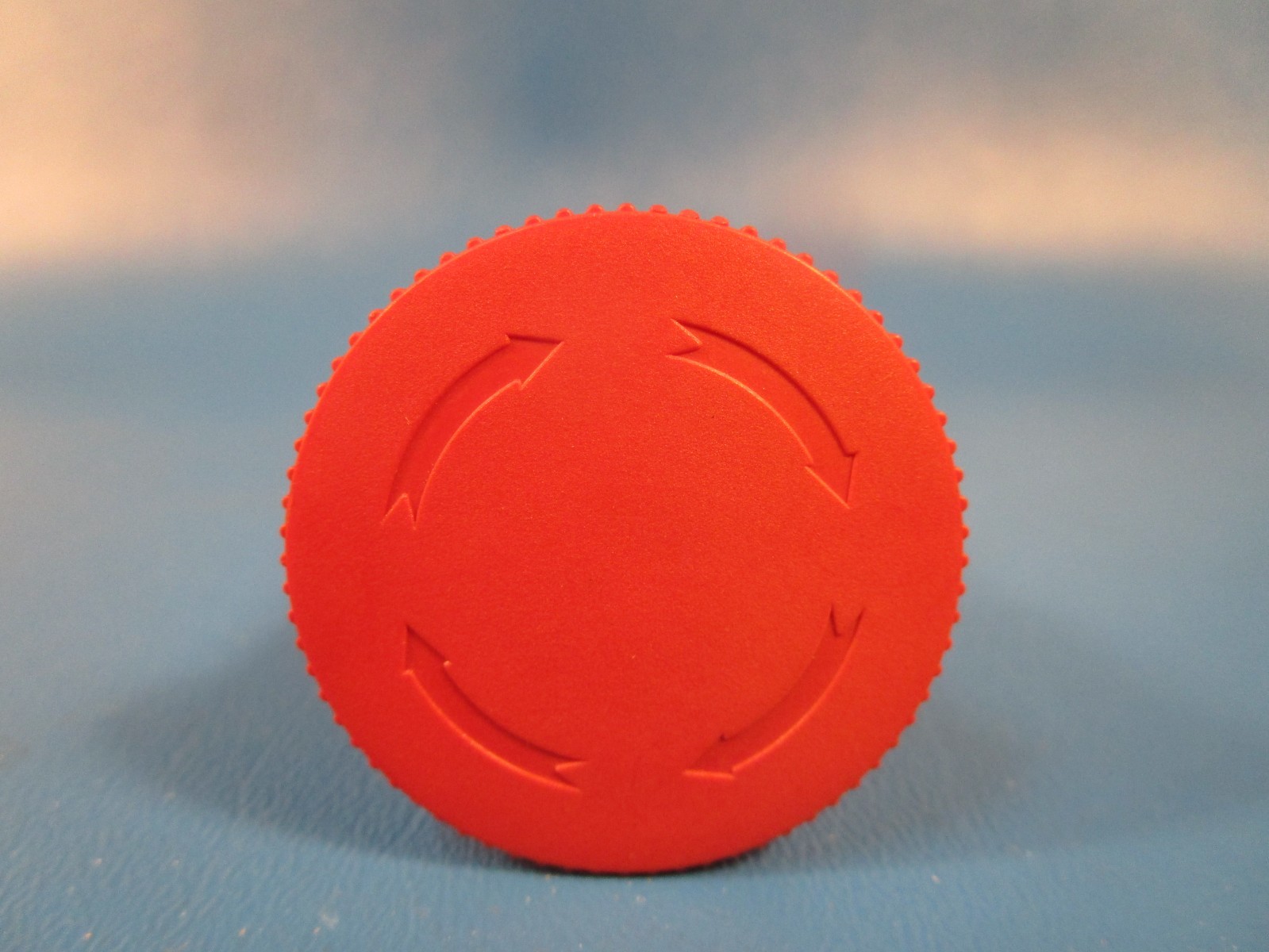Banner 8-LM2T-B6644, 69691 Emergency Stop Push Red Button, 40mm
