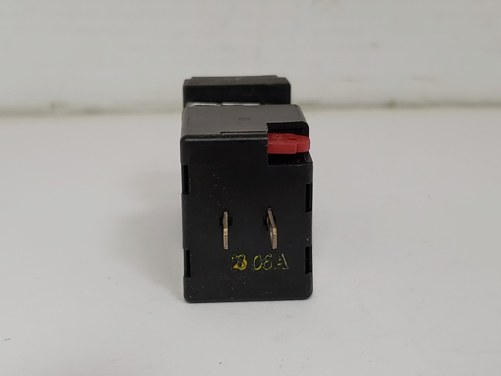 FUJI ELECTRIC AH164-TXBE AUDIO BUZZER 12-24V AC/DC NNB