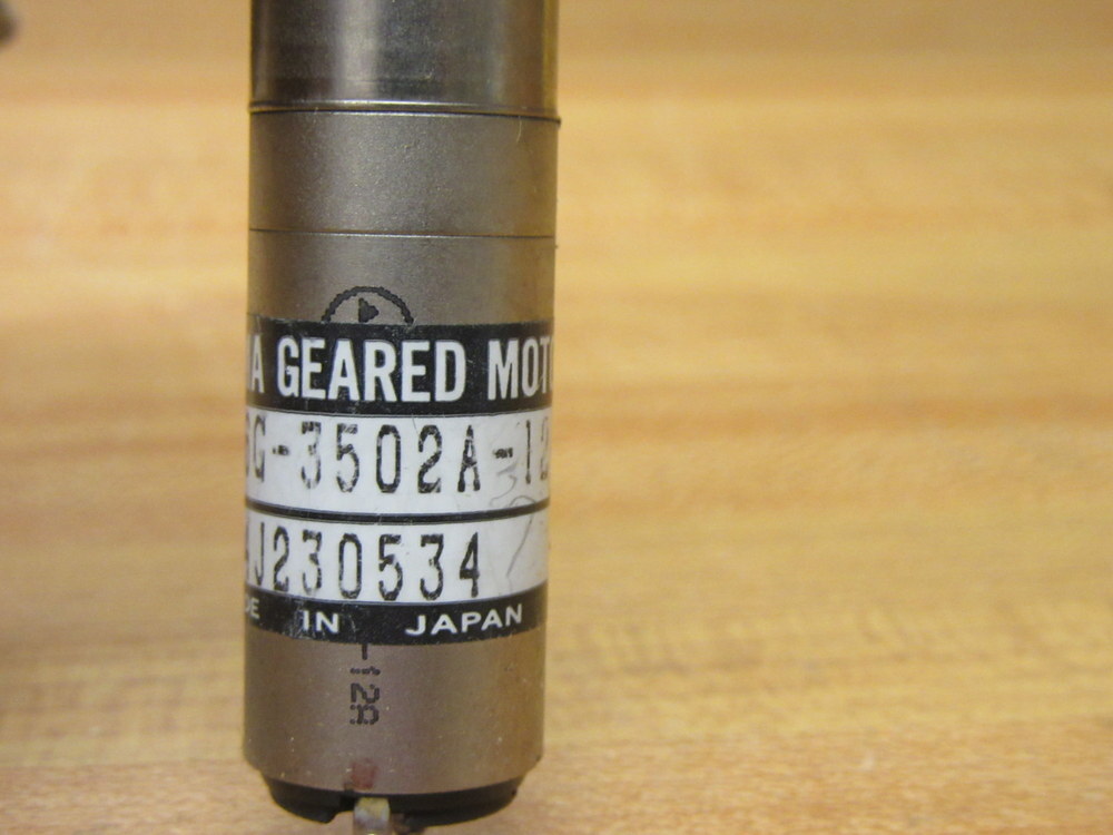 Sayama SCR16G-3502A-12 Gear Motor SCR16G3502A12