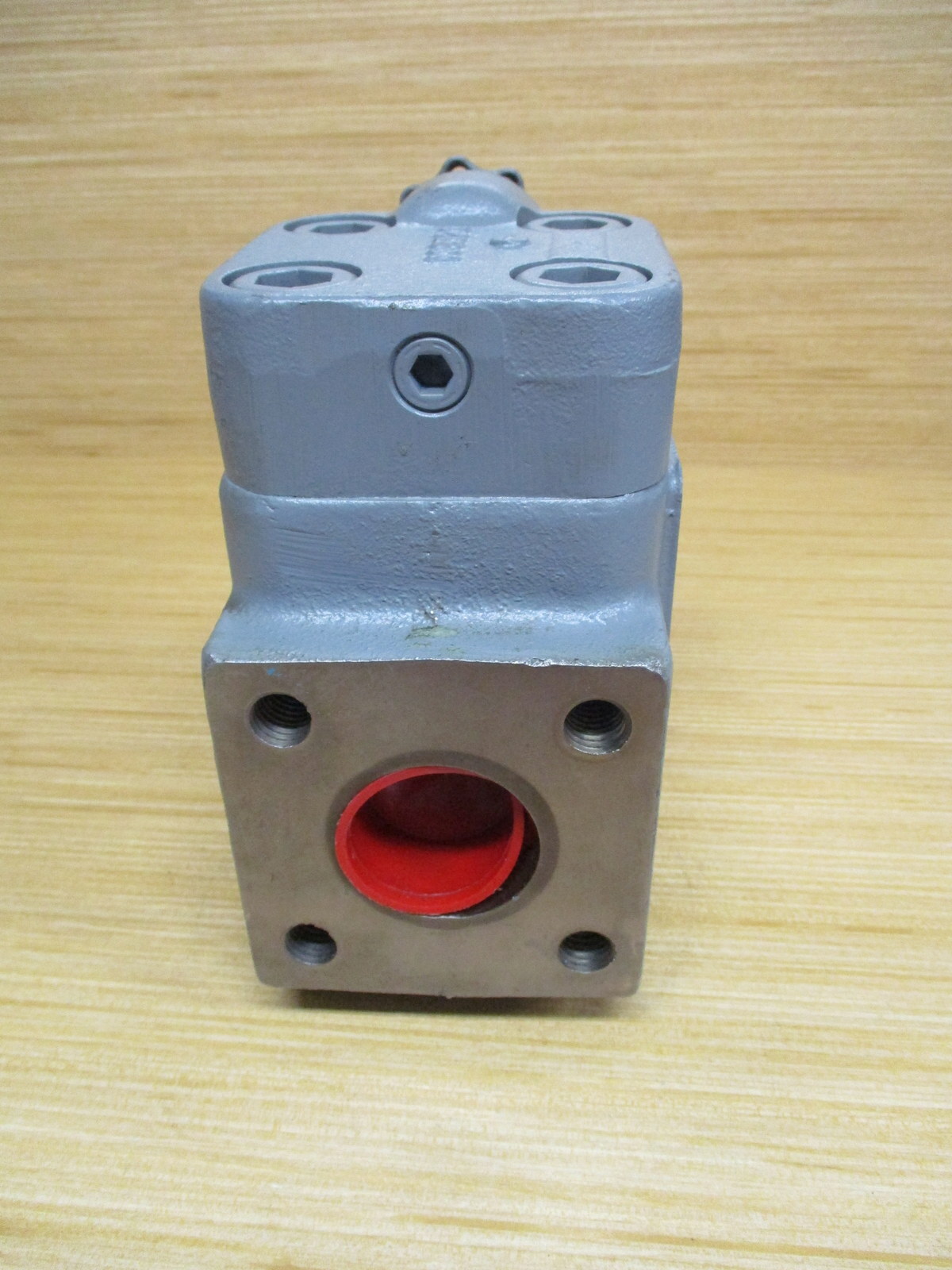 Sperry Vickers CF-16-C-10 Relief Valve CF16C10