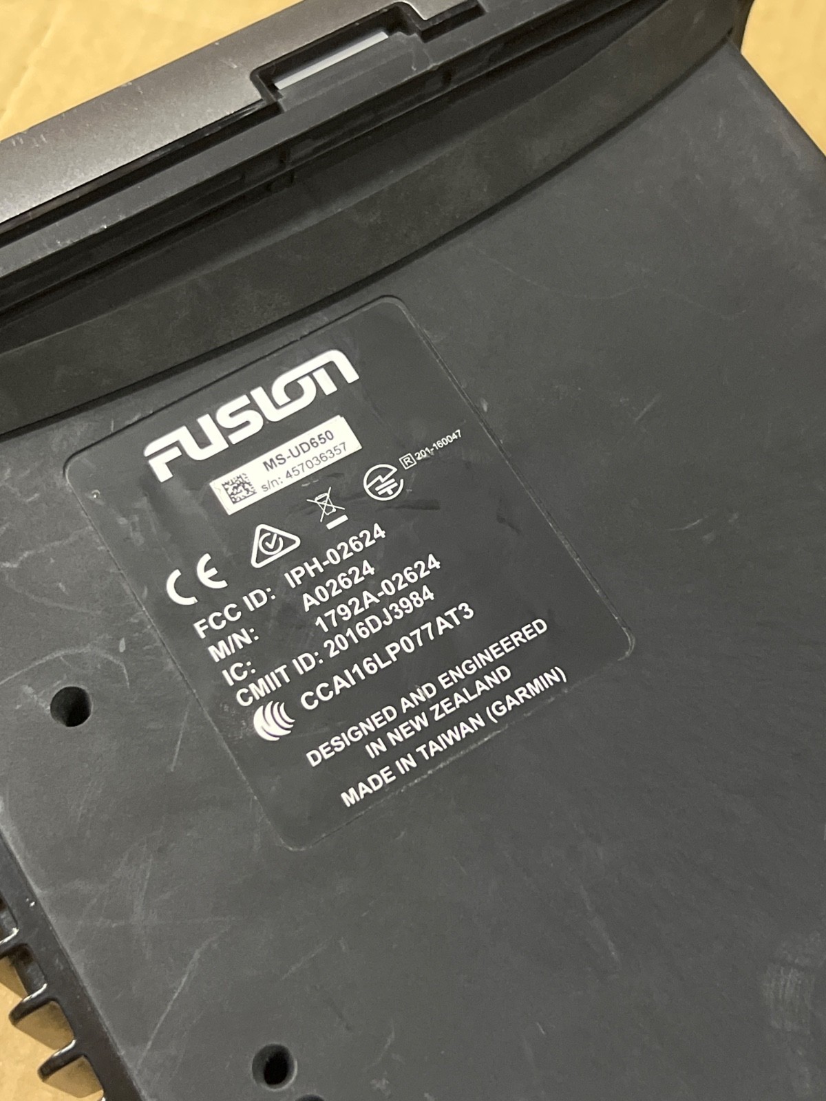 Fusion MS-UD650 650 Series FusionLink Bluetooth Radio Stereo