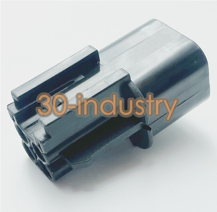 QTY:100 New For PB621-04020 Connector Socket