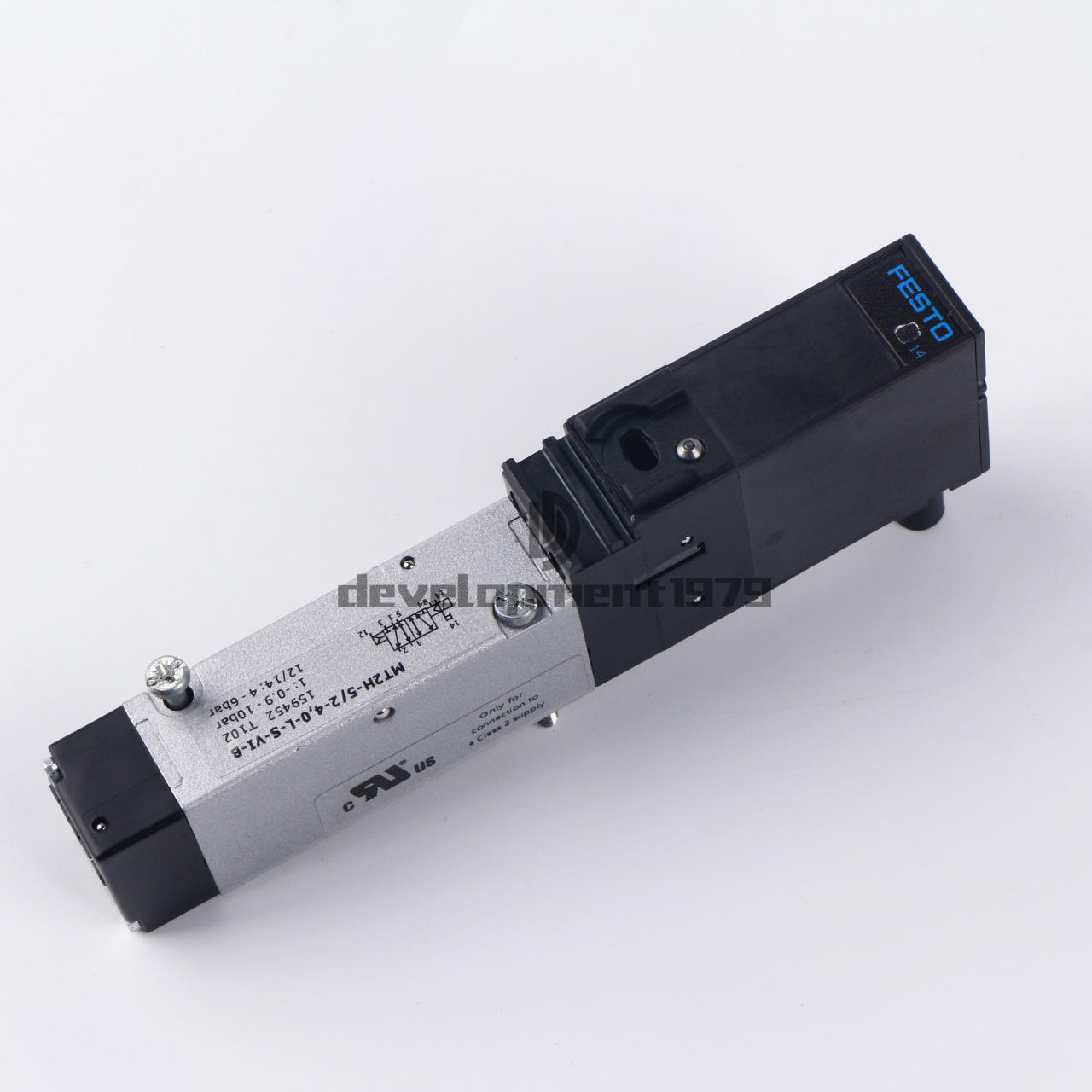 1PC MT2H-5/2-4,0-L-S-VI-B 159452 solenoid valve
