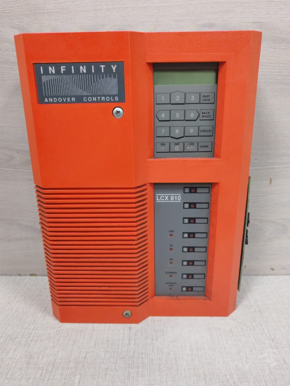 INFINITY ANDOVER CONTROLS LCX 810 24VAC 50/60HZ