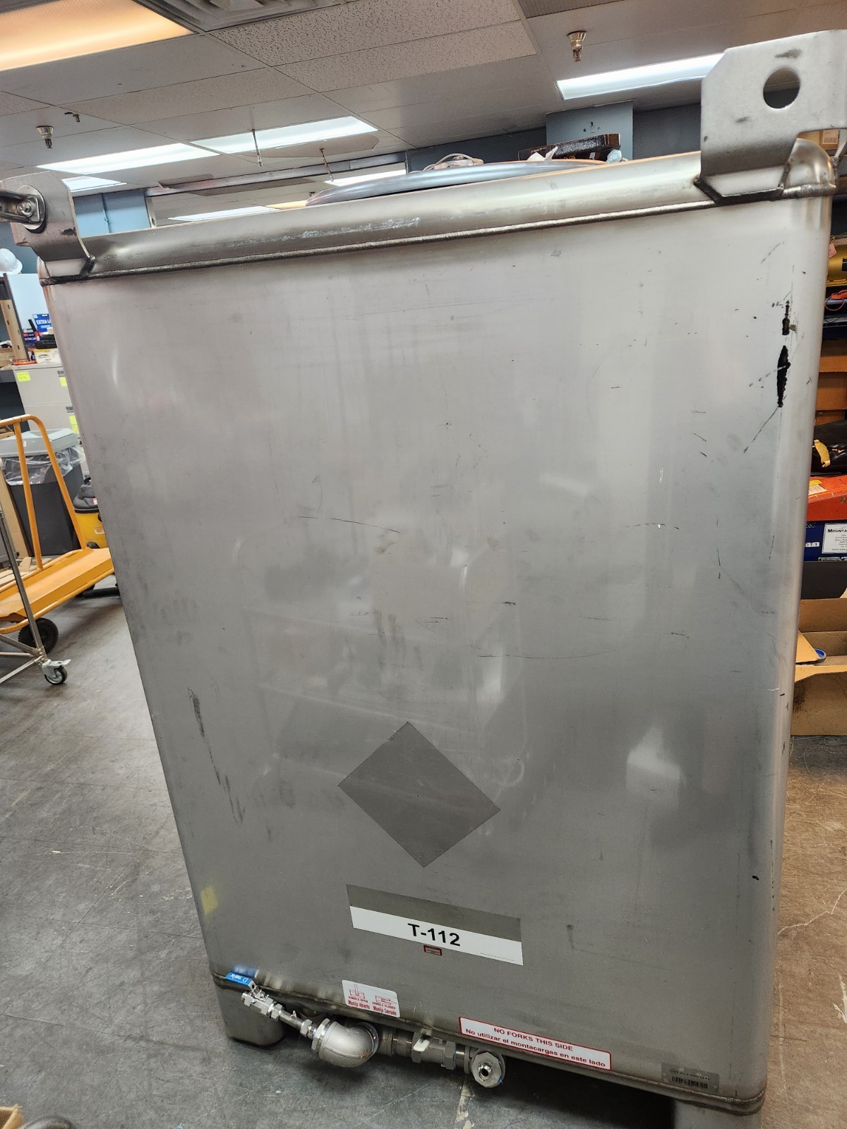 Custom Metalcraft TranStore 512426 550 Gallon 9400# Stainless Steel Container(1)