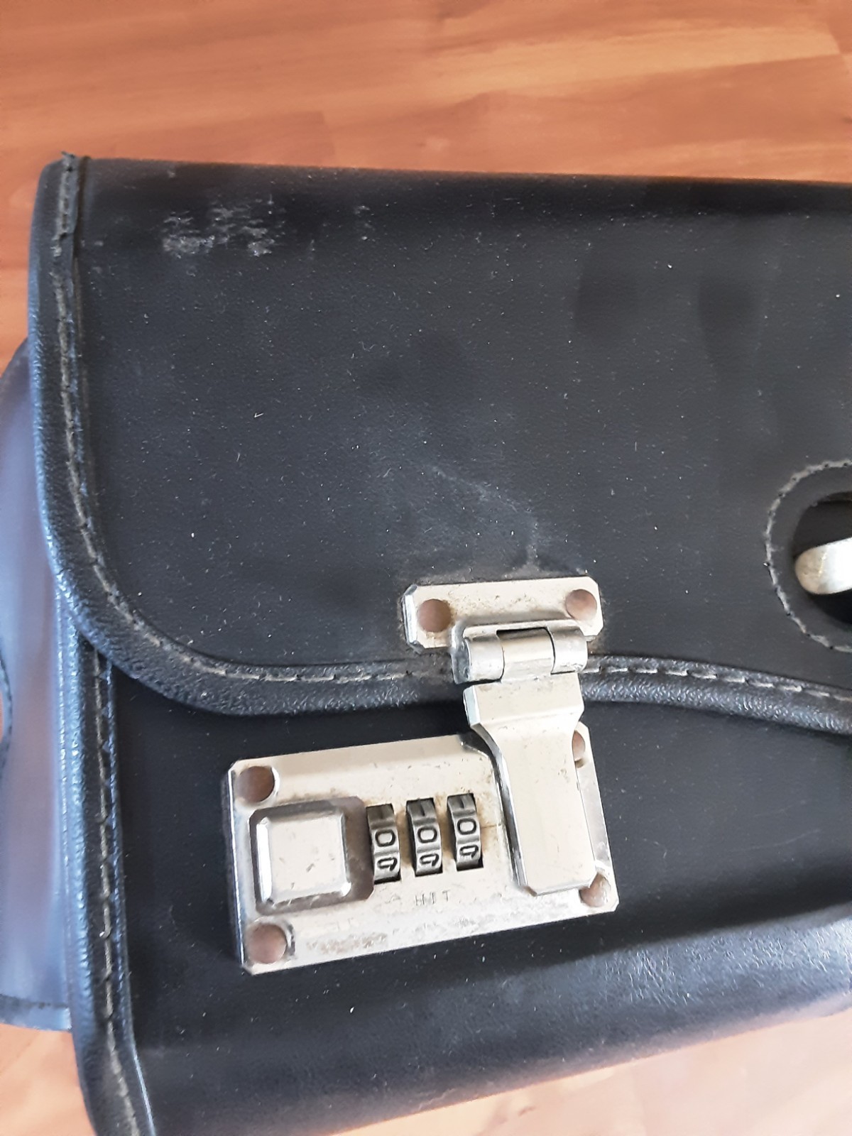 Vintage HIT LEATHER BUSINESS BRIEFCASE