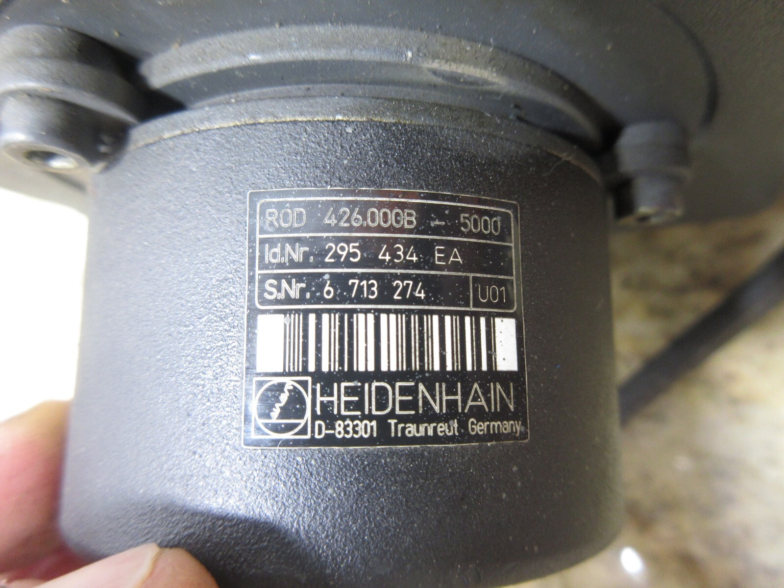 CINCINNATI MILACRON MAGNET MOTOR 1FT50760AC711-Z NR.E KN60 8292 1FT5076-0AC71-1
