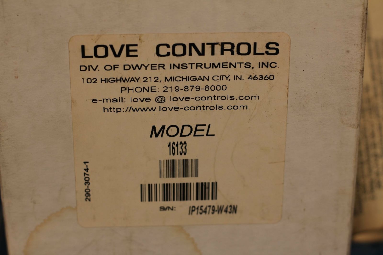 NEW LOVE DWYER 16133 TEMPERATURE CONTROLLER 1 YEAR WARRANTY