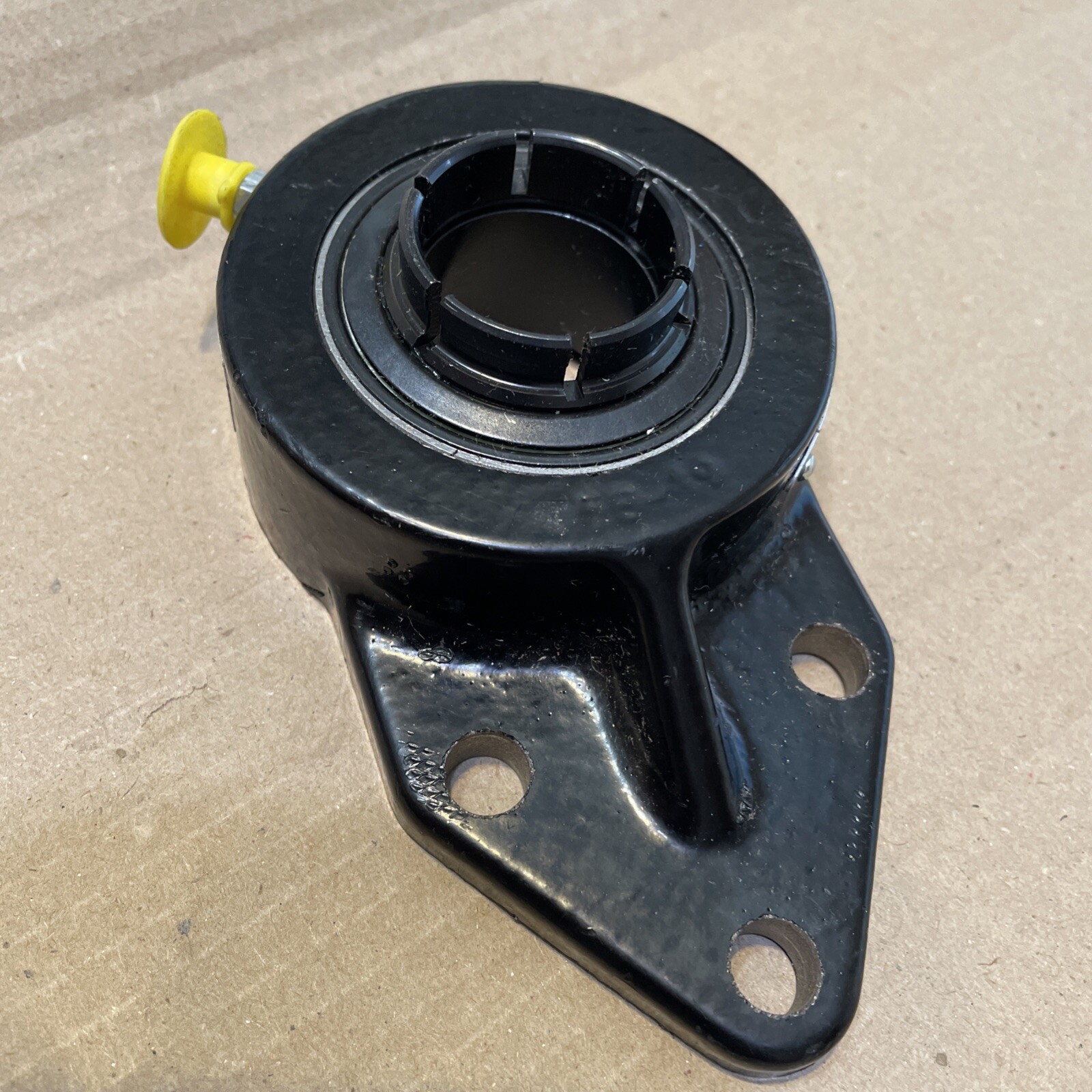1 NEW SEALMASTER FB-20 3 BOLT FLANGE MOUNT BEARING NIB