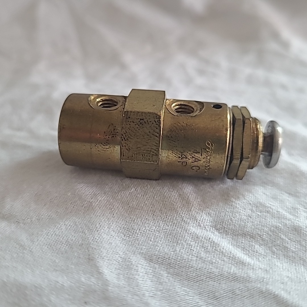 Humphrey 4P 4-Way Tac Miniature Push Button Air Valve -new-