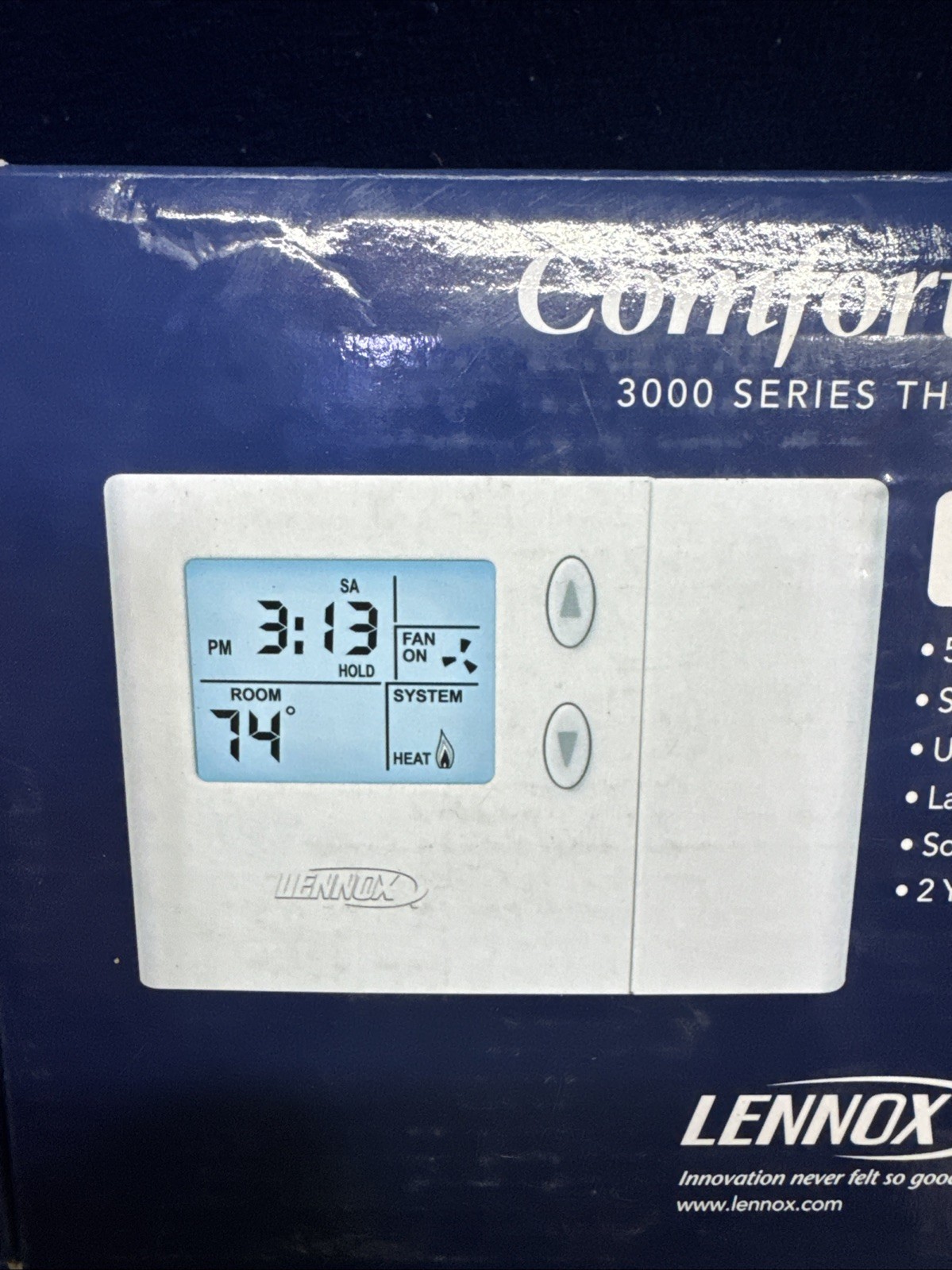 Lennox ComfortSense 3000 L3532H Thermostat 51M37 NEW