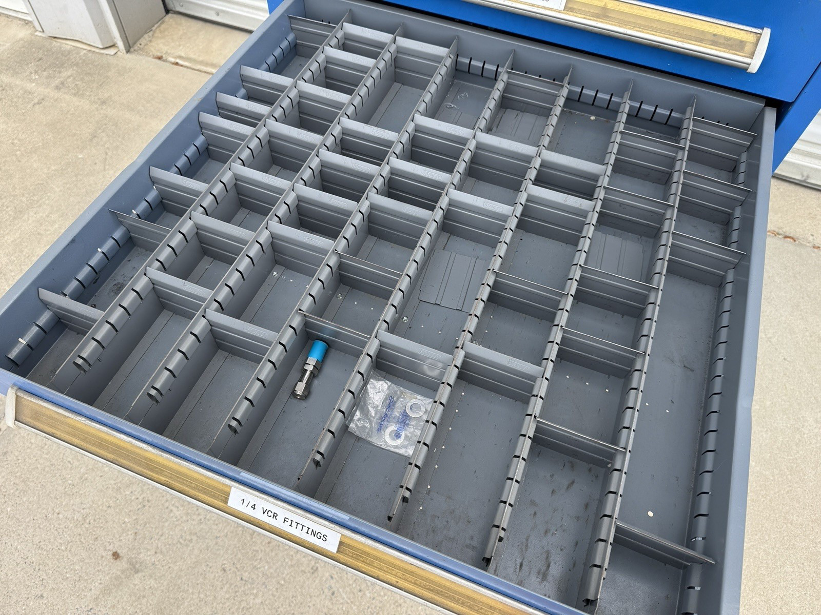 Ham-Let / Swagelok Fittings – 8 Drawer cabinet included (1000+ Pieces Estimated)