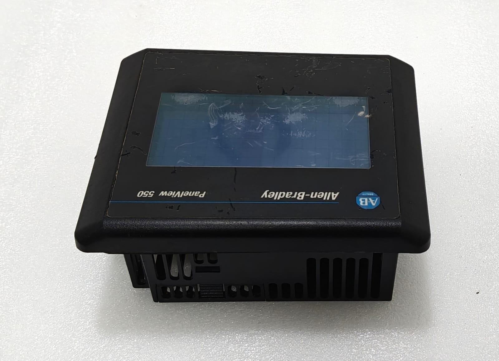 Allen Bradley PanelView 550 2711-T5A16L1 Ser B Frn 4.46 Touchscreen HMI