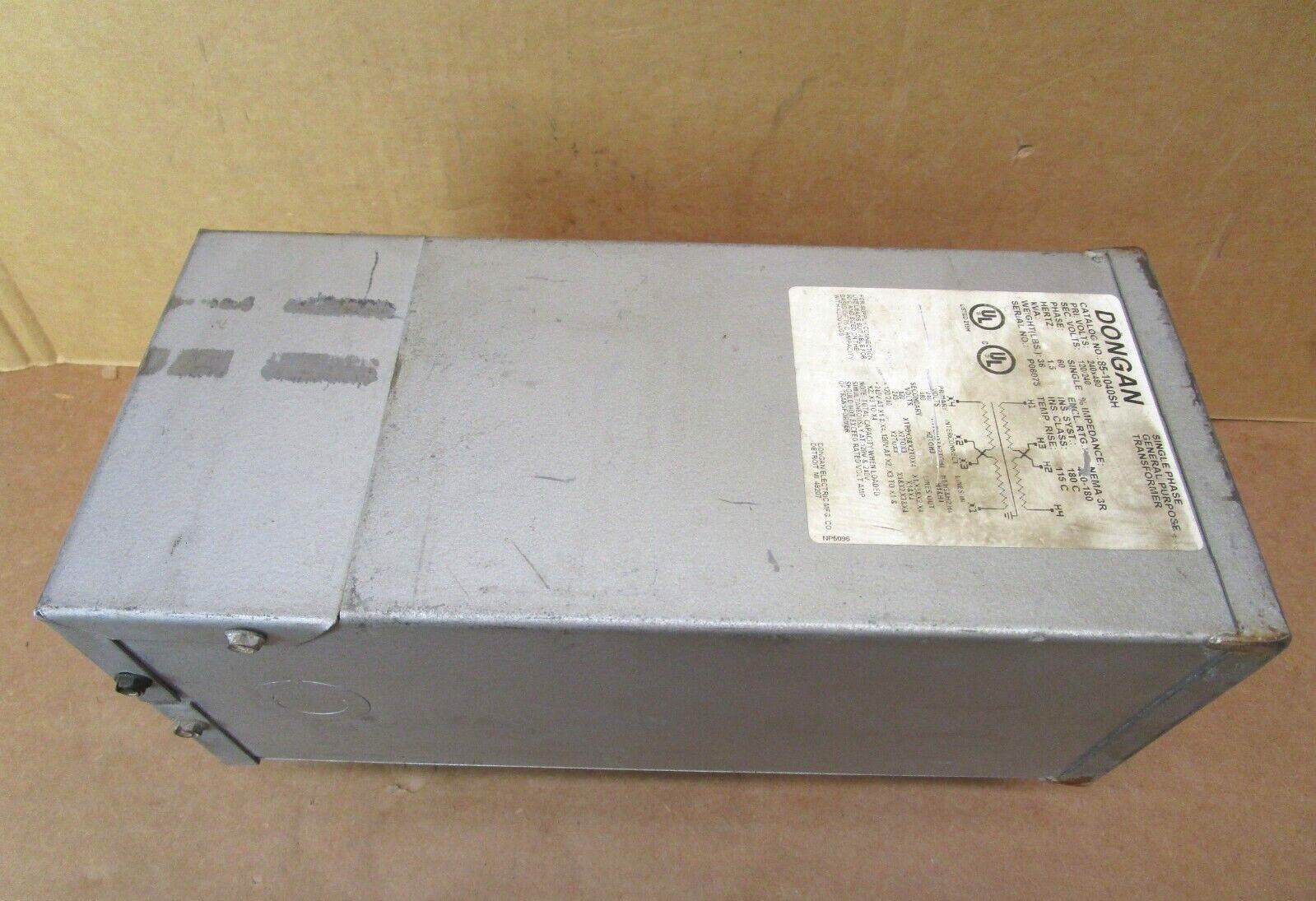 Dongan Single Phase Transformer 1.5kVA 240×480 PRI Volts 120/240 SEC Vol 50832HM