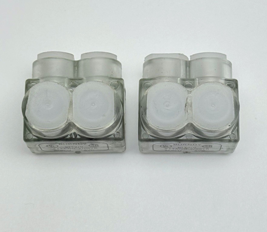 LOT OF 2, BURNDY BIT2/0 AL9CU INSULATED MULTI TAP CONNECTOR #14AWG-2/0STR, SVC