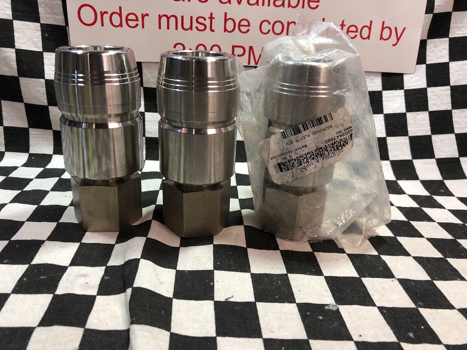 Swagelok SS-QTM8A-B-16PF, Quick Connect 1″ FNPT, LOT OF 3, SHIPSAMEDAY#1375N5