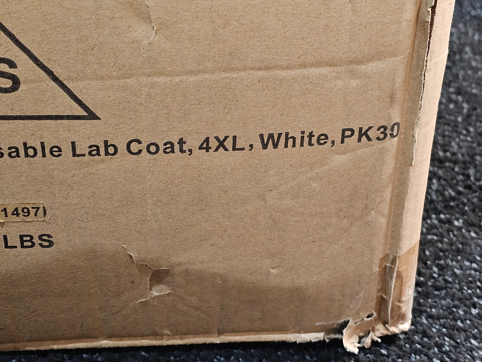 (QTY 30) Disposable Lab Coat 32KF62 Polypropylene, Mandarin Collar Snaps Closure