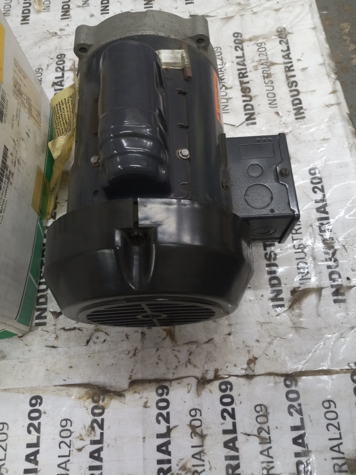 .5 HP US MOTORS T12CA1JCR 3450 RPM 1PH 60HZ TEFC FR:56C 115-208/230V